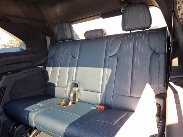 2025 Cadillac ESCALADE IQ Vehicle Photo in ALLENTOWN, PA 18103-7399