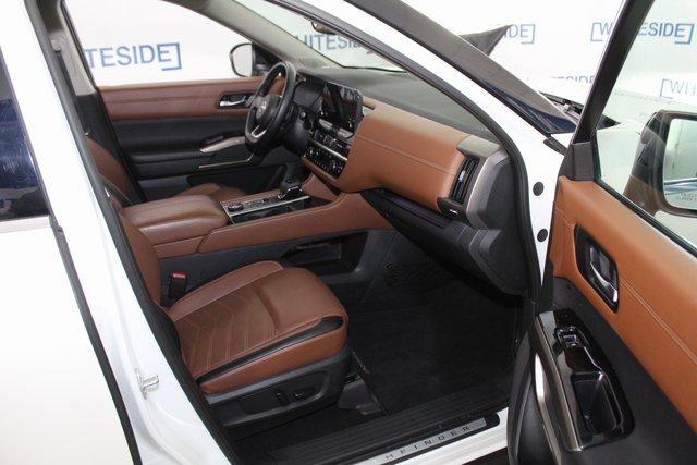 2022 Nissan Pathfinder Vehicle Photo in SAINT CLAIRSVILLE, OH 43950-8512