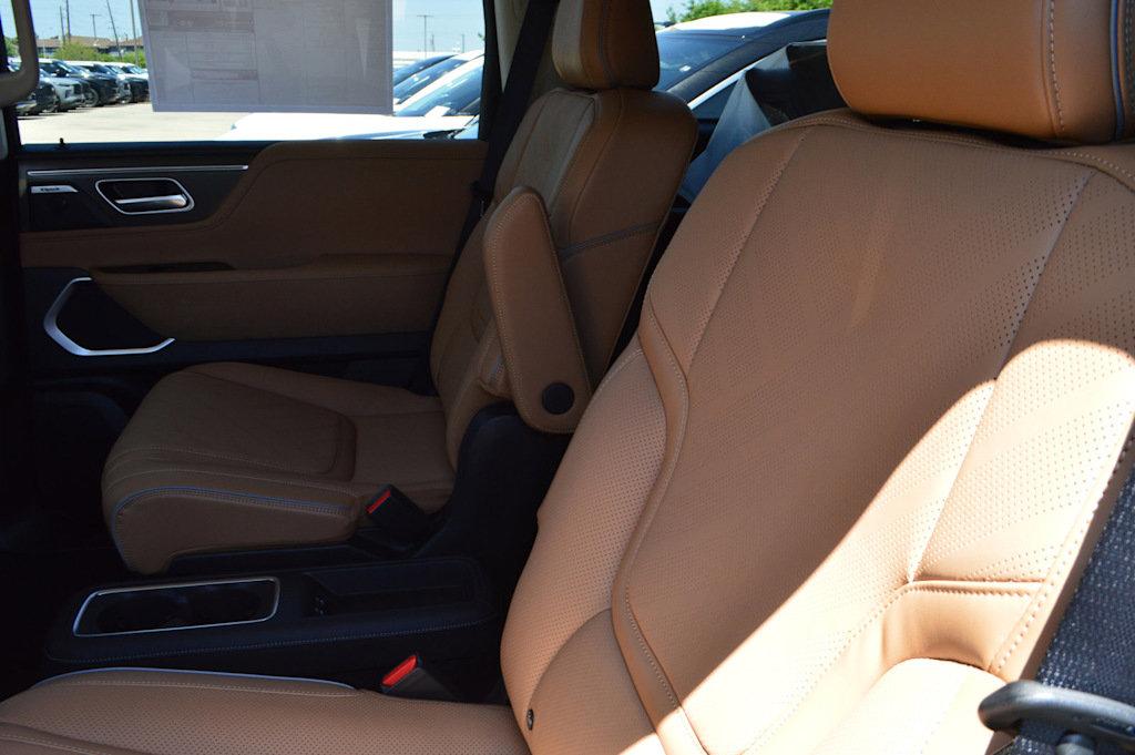 2025 INFINITI QX80 Vehicle Photo in Houston, TX 77090