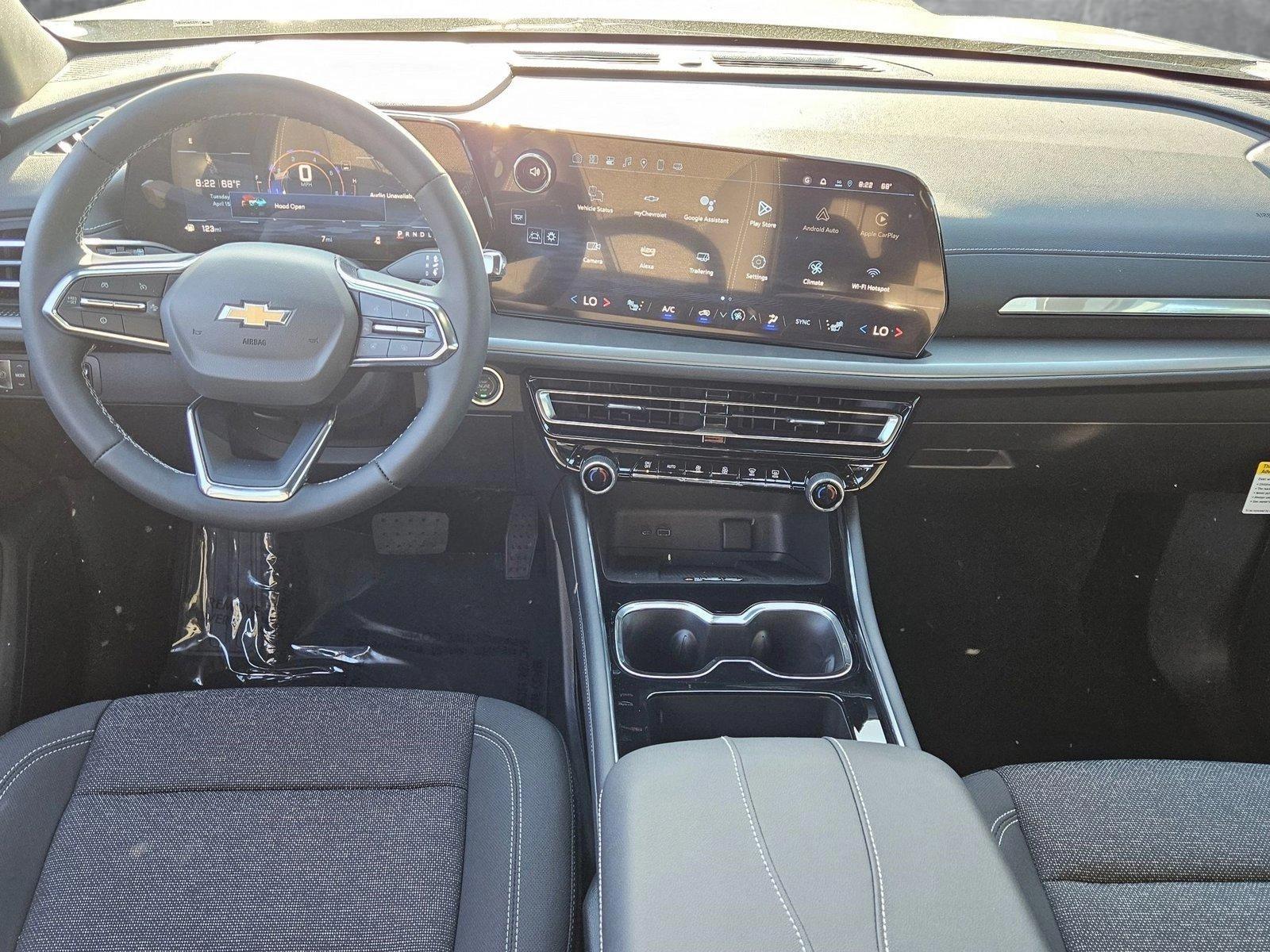 2025 Chevrolet Traverse Vehicle Photo in GREENACRES, FL 33463-3207