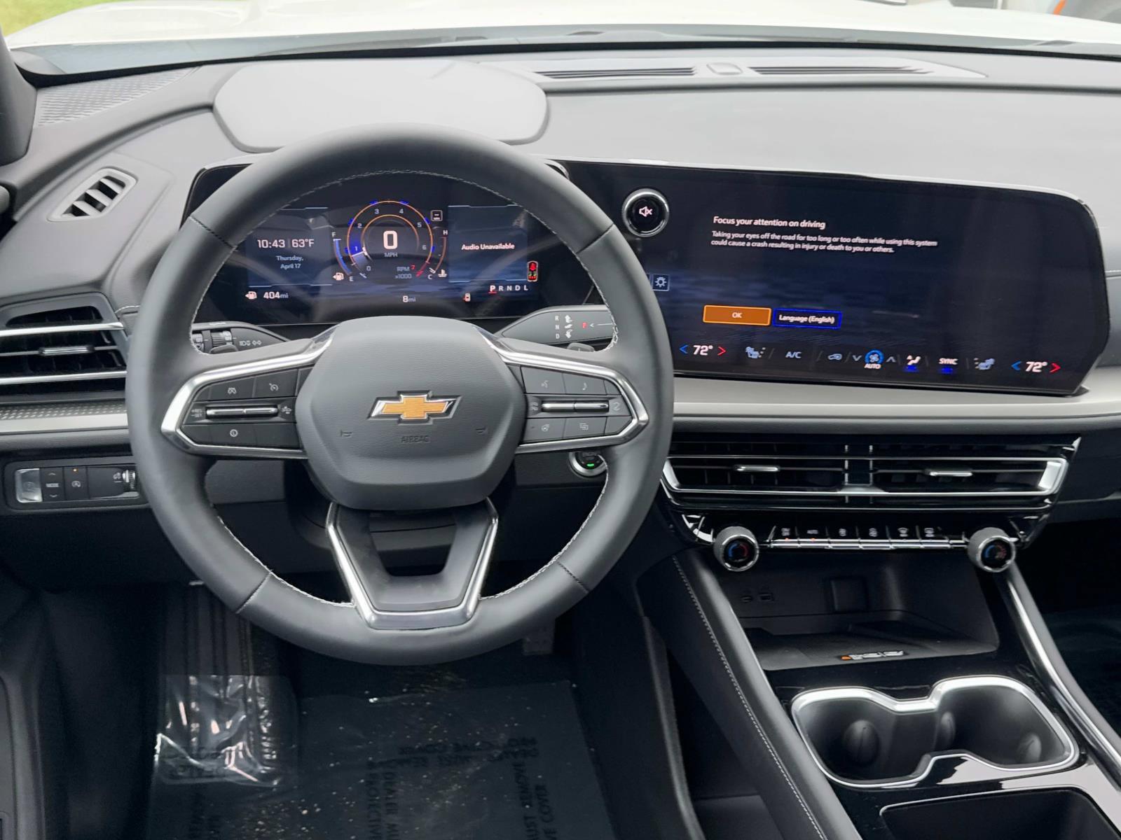 2025 Chevrolet Traverse Vehicle Photo in LOS ANGELES, CA 90007-3794