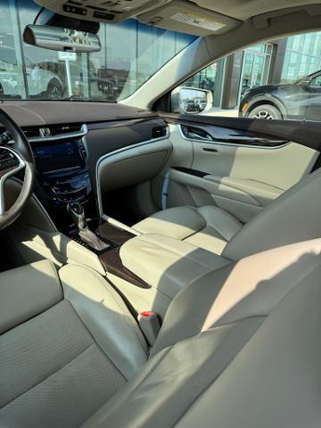 2016 Cadillac XTS Vehicle Photo in Peoria, IL 61615
