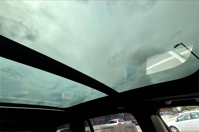 2025 Volvo XC90 Vehicle Photo in Houston, TX 77007