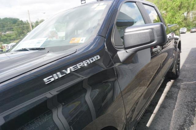 2021 Chevrolet Silverado 1500 Vehicle Photo in FAIRMONT, WV 26554-2318