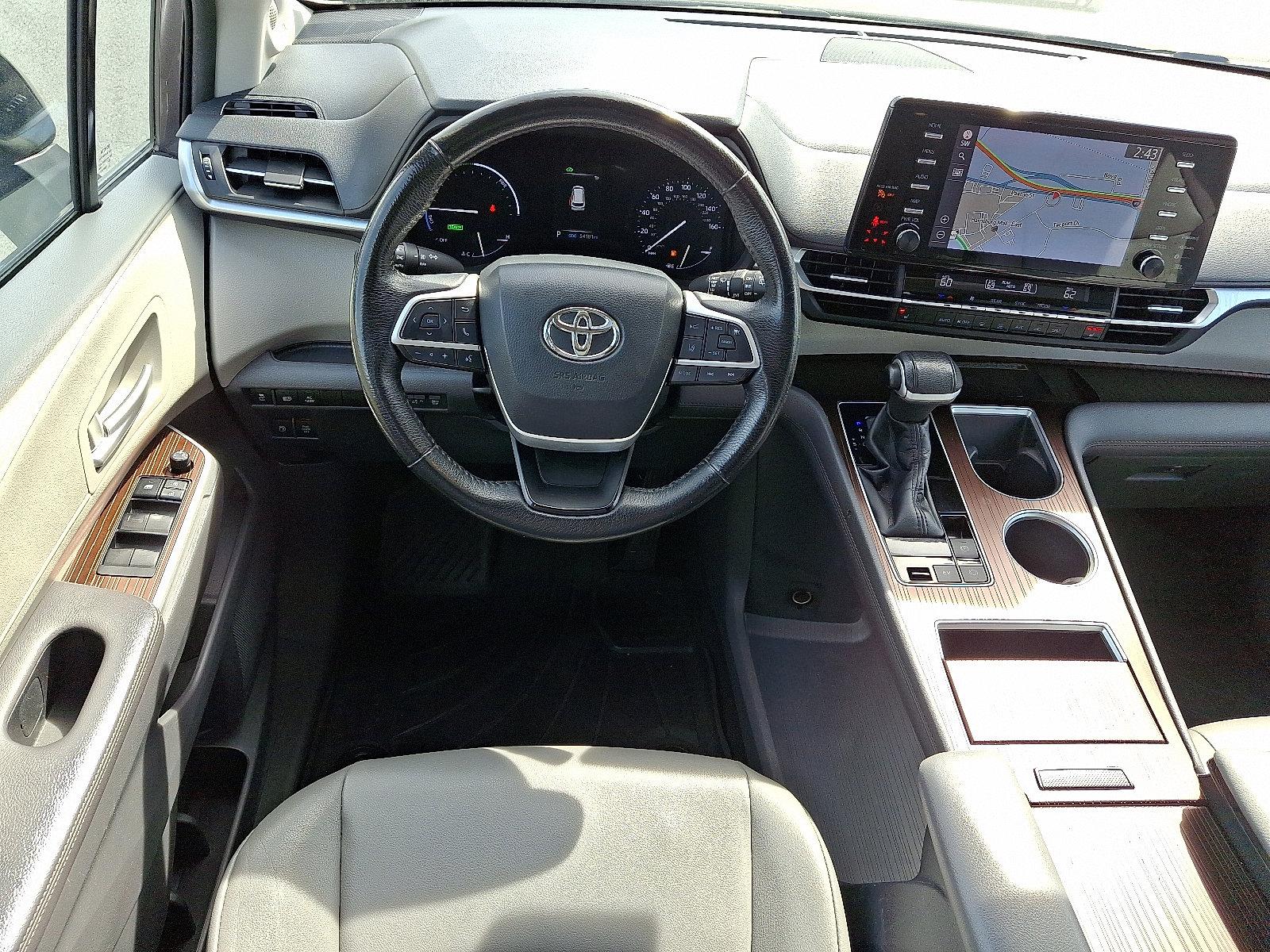 2021 Toyota Sienna Vehicle Photo in Harrisburg, PA 17111