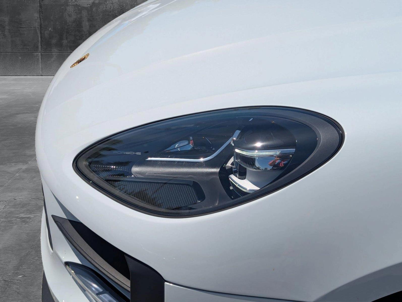 2019 Porsche Macan Vehicle Photo in Delray Beach, FL 33444
