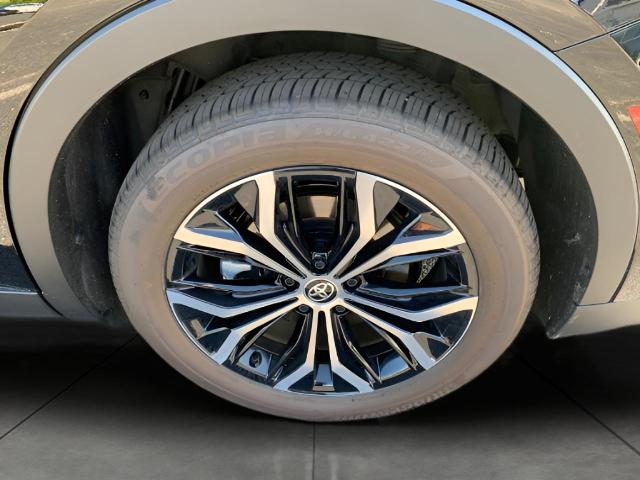 2024 Toyota Crown Vehicle Photo in Oshkosh, WI 54904