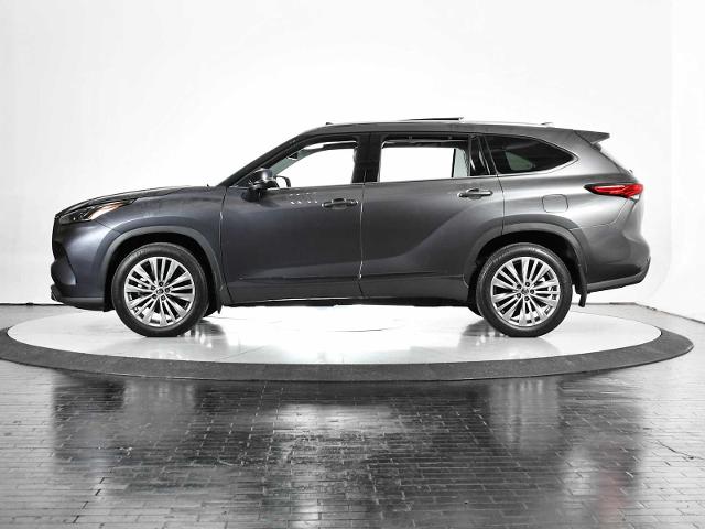 2021 Toyota Highlander Vehicle Photo in DALLAS, TX 75235