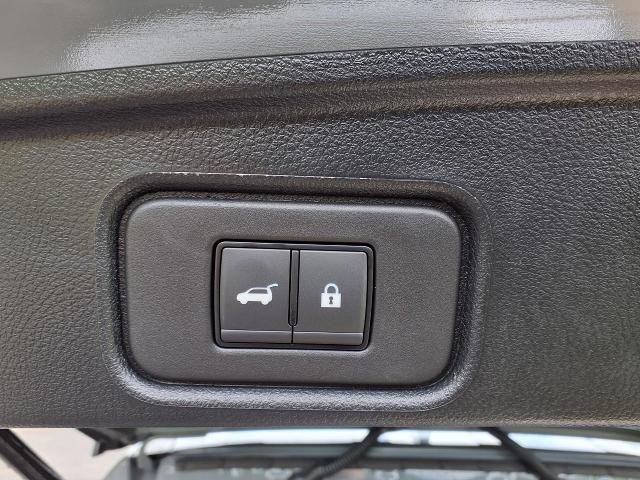 2025 Nissan Pathfinder Vehicle Photo in Oshkosh, WI 54904
