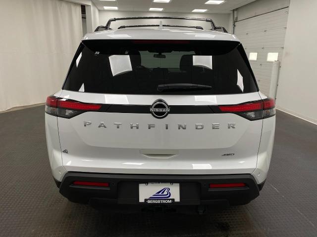 2025 Nissan Pathfinder Vehicle Photo in Appleton, WI 54913