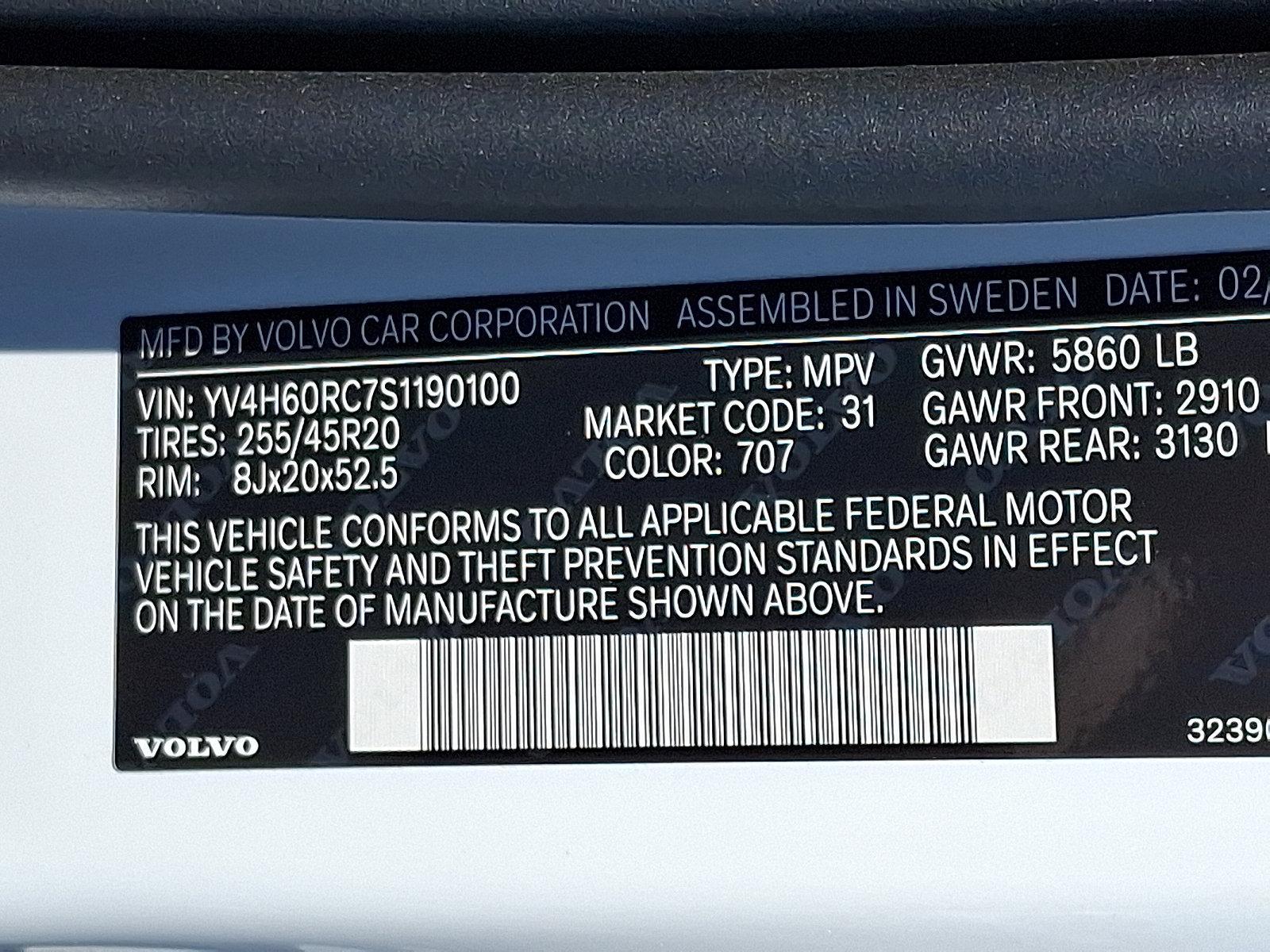 2025 Volvo XC60 Plug-In Hybrid Vehicle Photo in Trevose, PA 19053