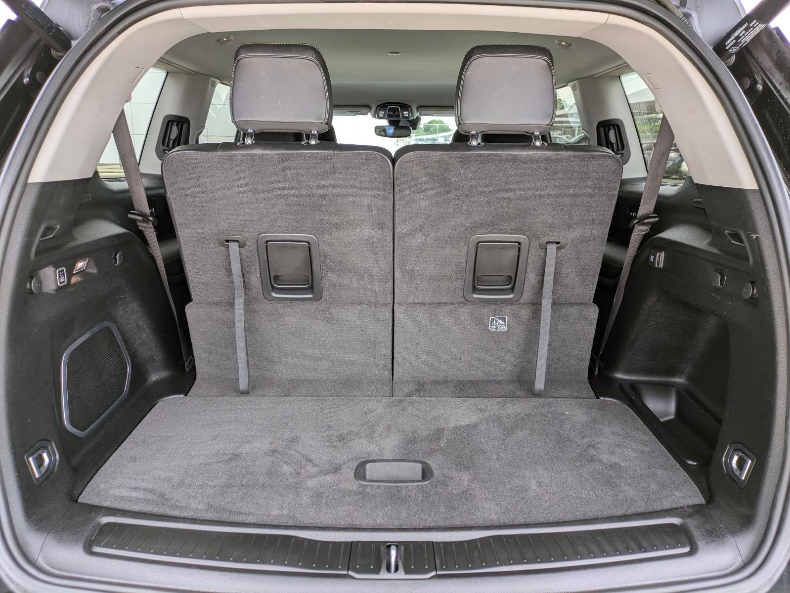 2021 Jeep Grand Cherokee L Vehicle Photo in SELMA, TX 78154-1460
