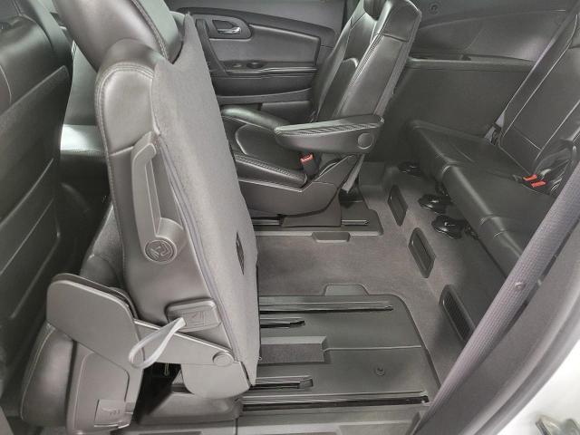 2009 Chevrolet Traverse Vehicle Photo in NEENAH, WI 54956-2243
