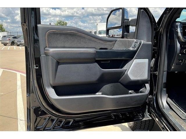 2024 Ford Super Duty F-250 SRW Vehicle Photo in Grapevine, TX 76051