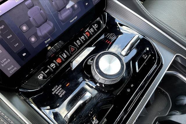 2024 Jeep Grand Wagoneer L Vehicle Photo in San Antonio, TX 78230