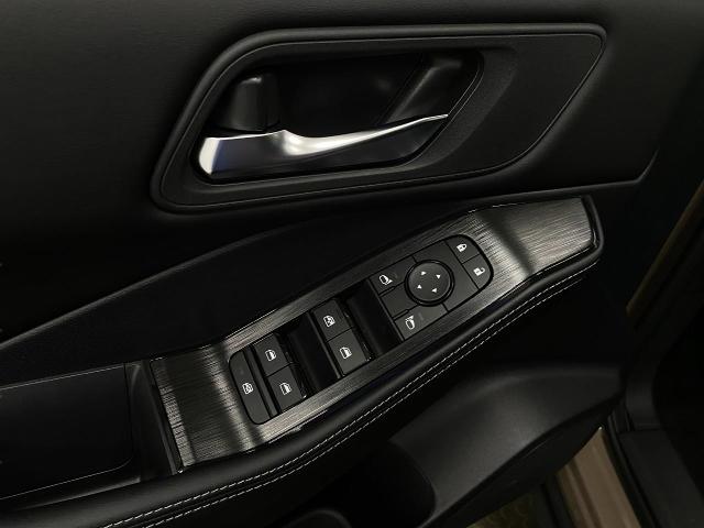 2025 Nissan Rogue Vehicle Photo in Appleton, WI 54913