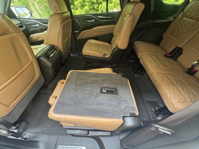 2021 Cadillac Escalade Vehicle Photo in LEOMINSTER, MA 01453-2952