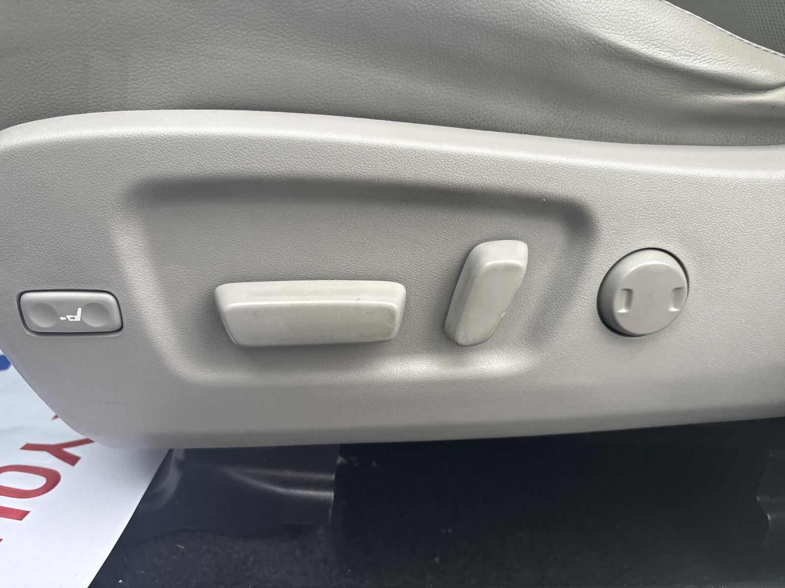 2016 Toyota Highlander Vehicle Photo in Mechanicsburg, PA 17050