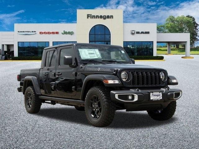 2024 Jeep Gladiator Vehicle Photo in ROSENBERG, TX 77471