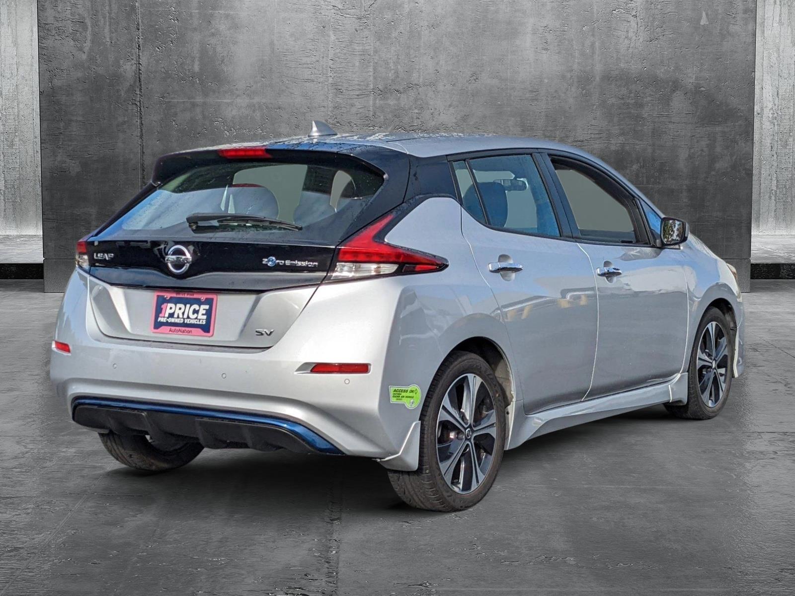 2022 Nissan LEAF Vehicle Photo in VALENCIA, CA 91355-1705