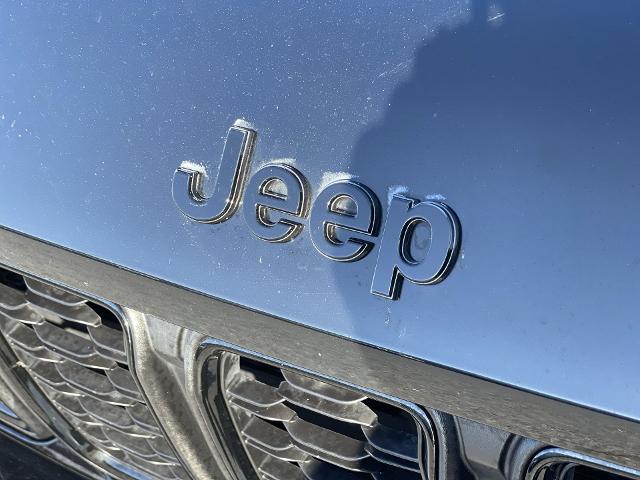 2023 Jeep Grand Cherokee L Vehicle Photo in BENTONVILLE, AR 72712-4322