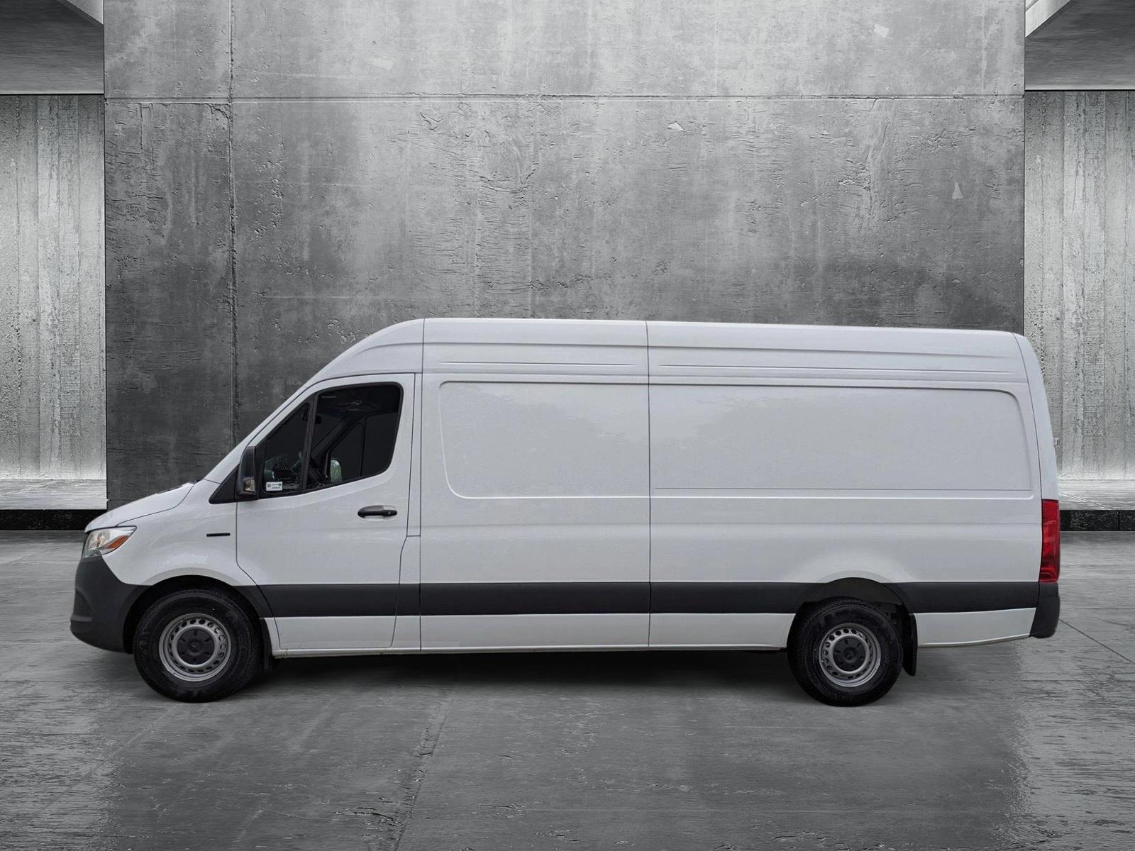 2024 Mercedes-Benz eSprinter Cargo Van Vehicle Photo in Coconut Creek, FL 33073