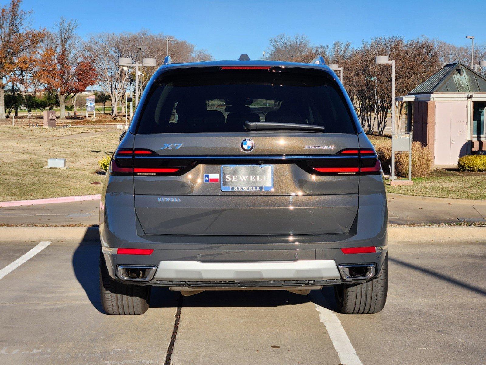 2024 BMW X7 xDrive40i Vehicle Photo in PLANO, TX 75024