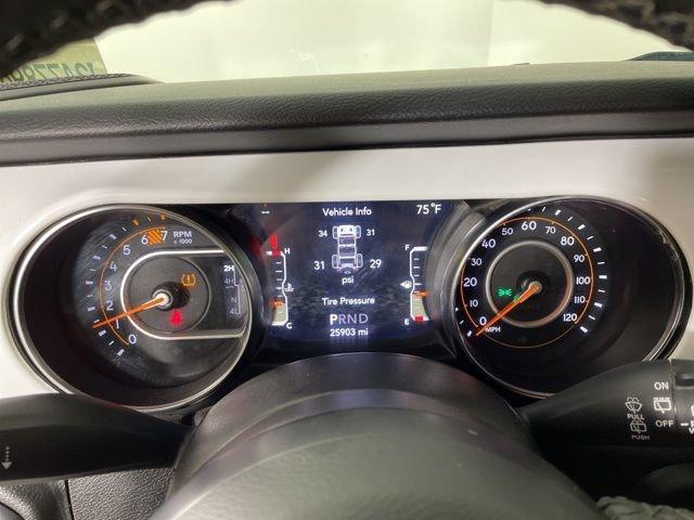 2022 Jeep Wrangler Vehicle Photo in PHOENIX, AZ 85014-3381