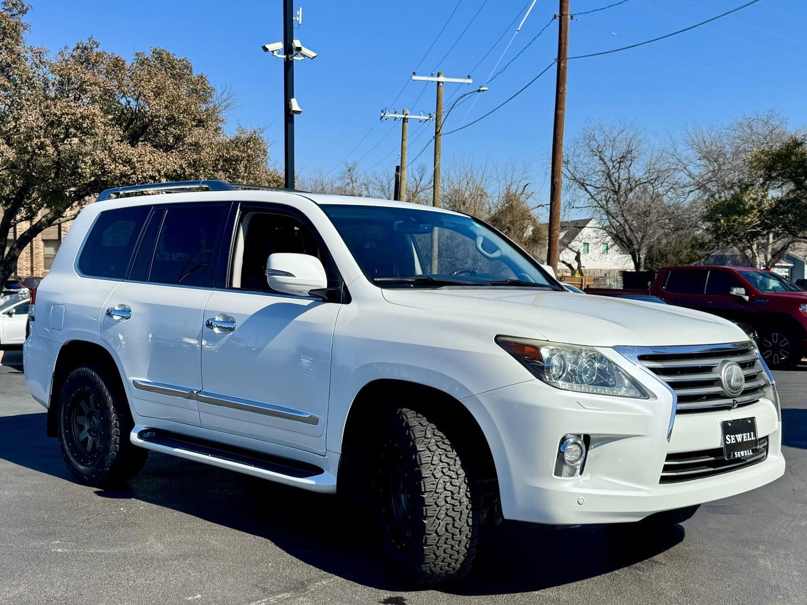 2014 Lexus LX 570 Vehicle Photo in DALLAS, TX 75209-3016