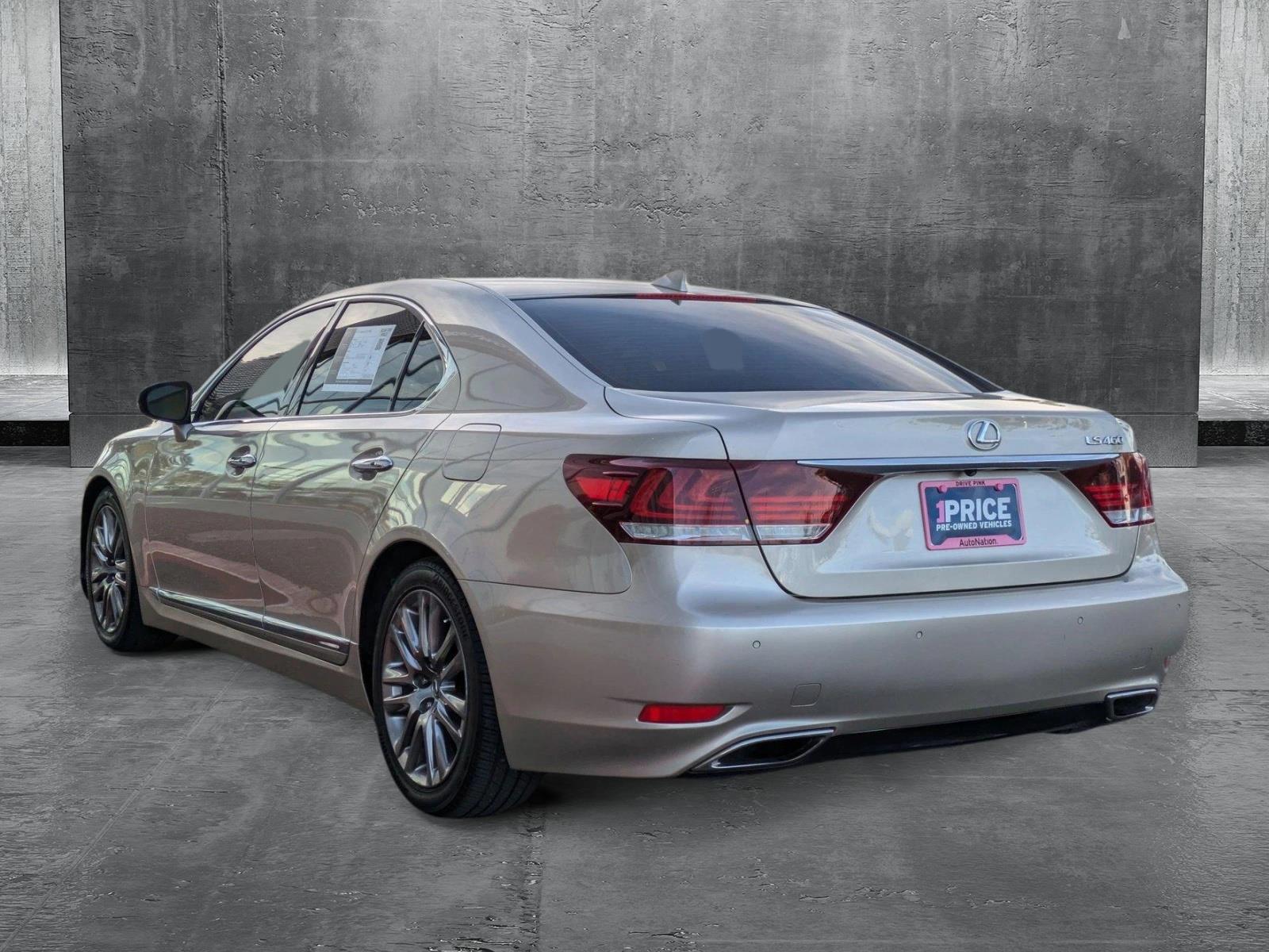 2017 Lexus LS 460 Vehicle Photo in Peoria, AZ 85382