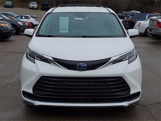 2022 Toyota Sienna Vehicle Photo in MILFORD, OH 45150-1684