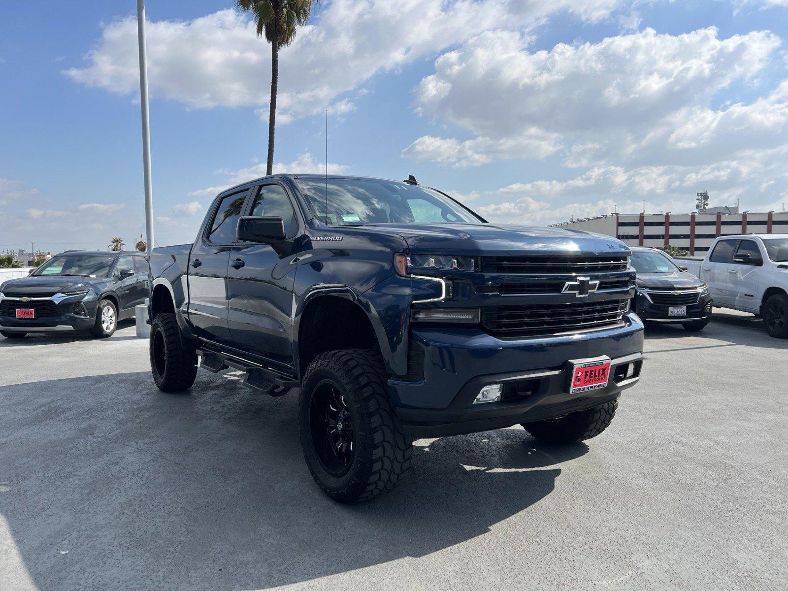 2022 Chevrolet Silverado 1500 LTD Vehicle Photo in LOS ANGELES, CA 90007-3794