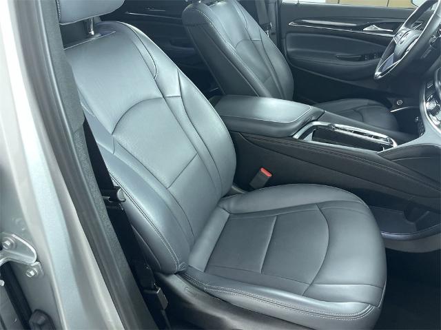 2022 Buick Enclave Vehicle Photo in GILBERT, AZ 85297-0402