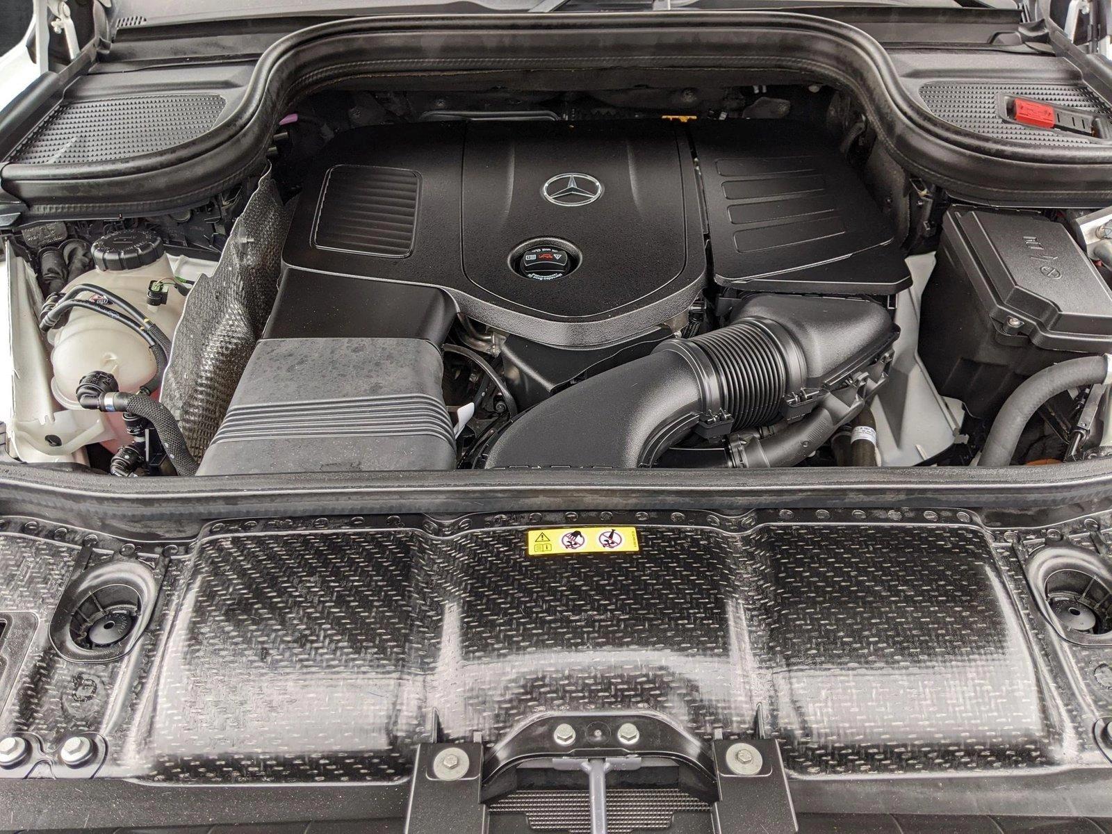 2024 Mercedes-Benz GLE Vehicle Photo in TIMONIUM, MD 21093-2300