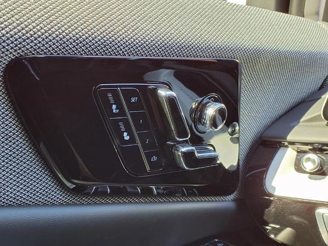 2025 Cadillac OPTIQ Vehicle Photo in Tampa, FL 33612