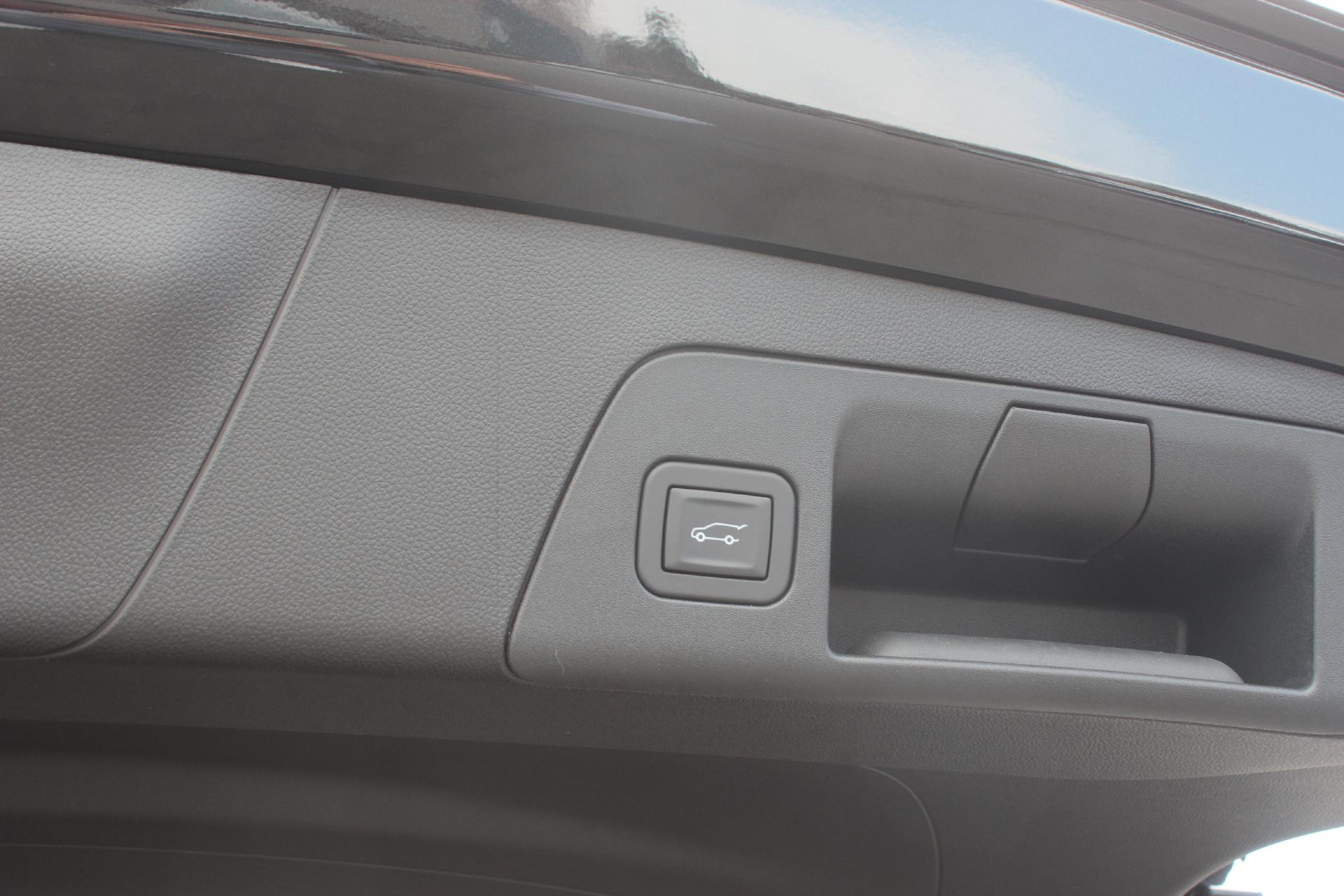 2025 Buick Envision Vehicle Photo in AURORA, CO 80012-4011