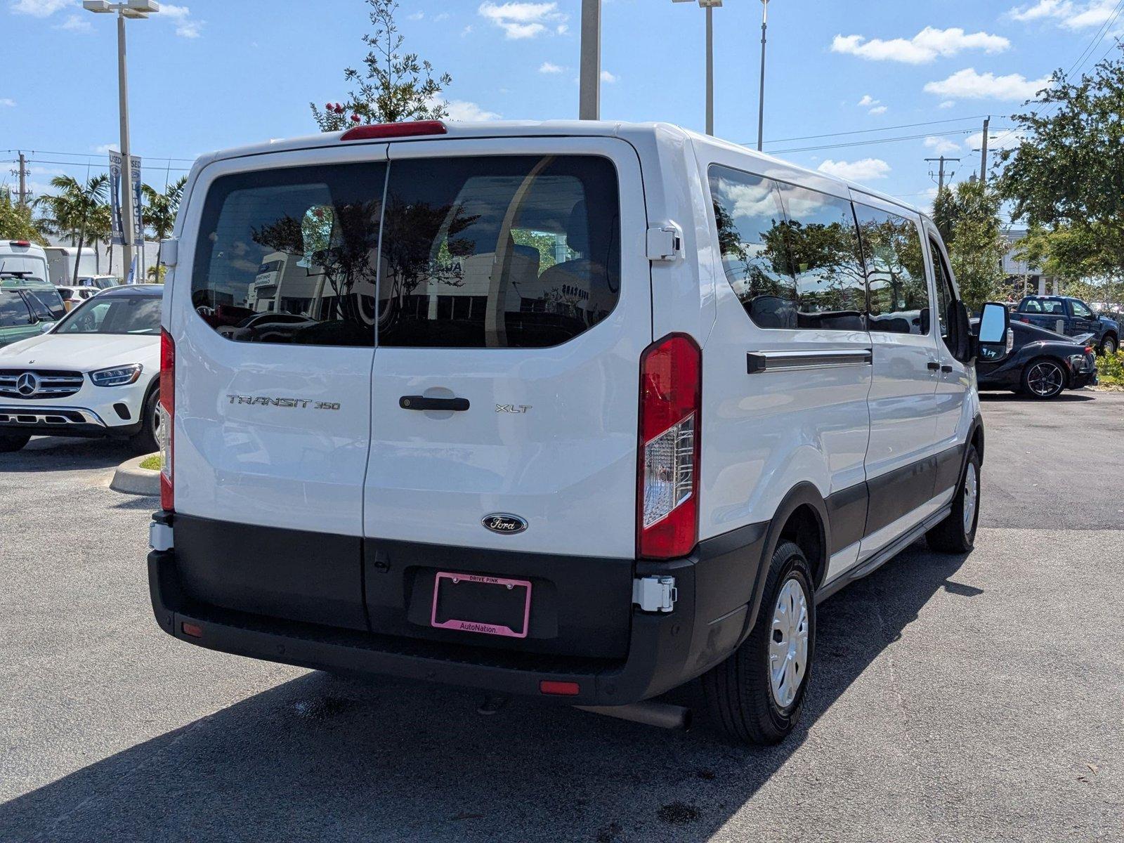 2022 Ford Transit Passenger Wagon Vehicle Photo in Miami, FL 33015