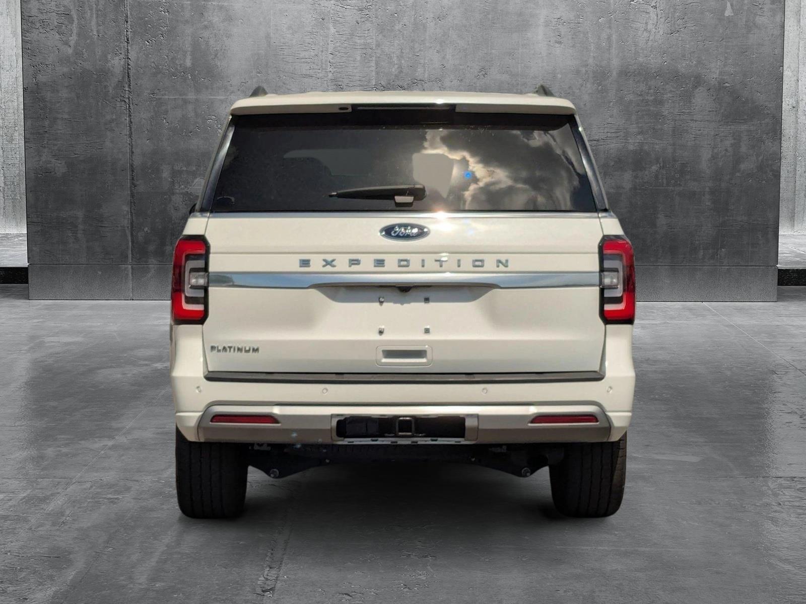 2024 Ford Expedition Vehicle Photo in St. Petersburg, FL 33713