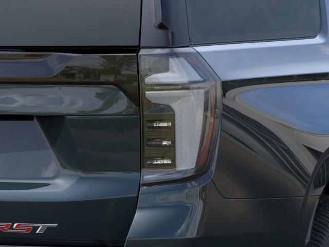 2025 Chevrolet Suburban Vehicle Photo in VALENCIA, CA 91355-1705