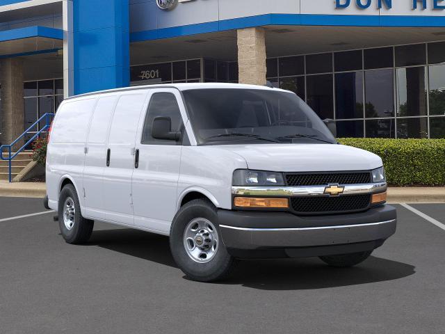 2024 Chevrolet Express Cargo 2500 Vehicle Photo in GEORGETOWN, TX 78626-7508