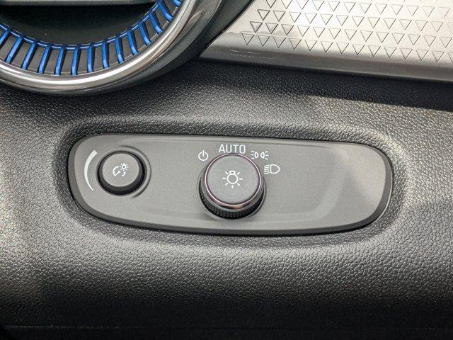 2025 Chevrolet Trax Vehicle Photo in BRUNSWICK, GA 31525-1881