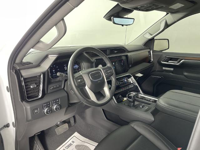 2024 GMC Sierra 1500 Vehicle Photo in GILBERT, AZ 85297-0402
