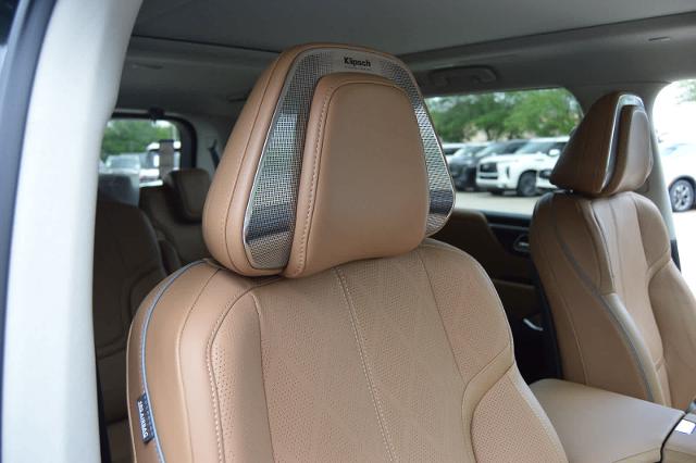 2025 INFINITI QX80 Vehicle Photo in Houston, TX 77090