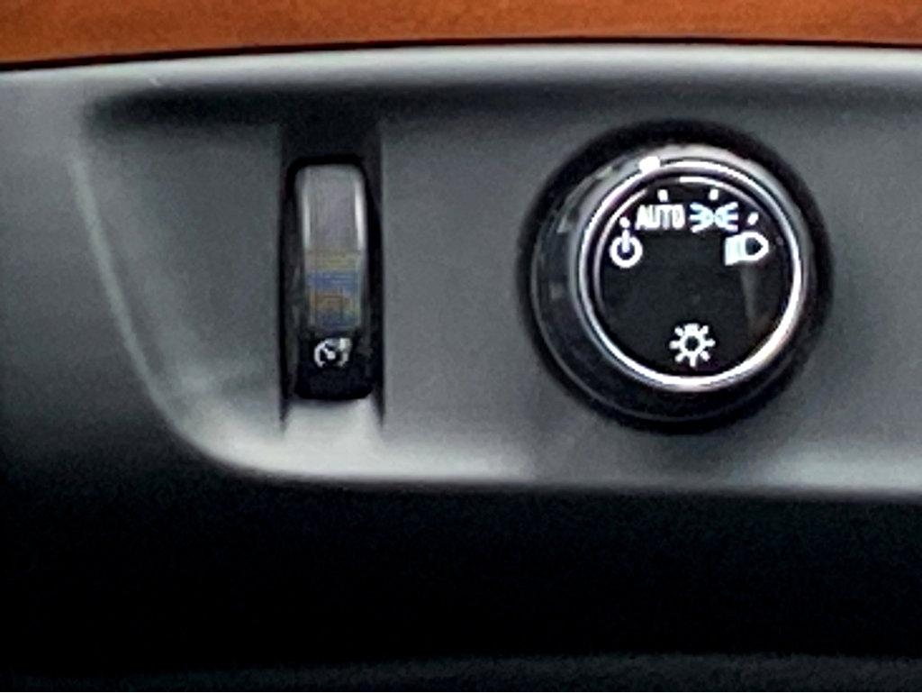 2019 Cadillac Escalade ESV Vehicle Photo in POOLER, GA 31322-3252