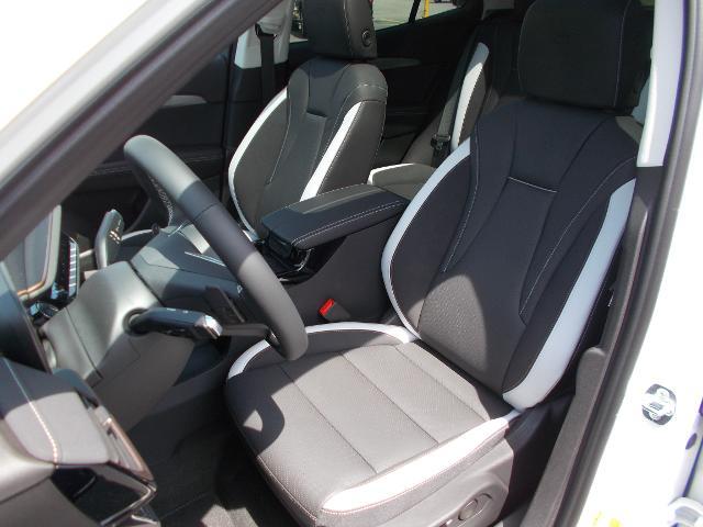 2025 Buick Envision Vehicle Photo in LOWELL, MA 01852-4336