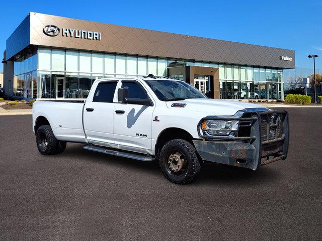 2019 Ram 3500 Vehicle Photo in Philadelphia, PA 19116