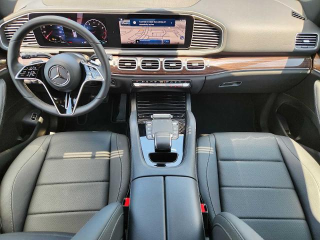 2025 Mercedes-Benz GLE Vehicle Photo in HOUSTON, TX 77079