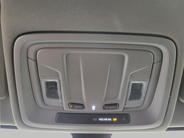 2021 Chevrolet Silverado 1500 Vehicle Photo in GREEN BAY, WI 54303-3330
