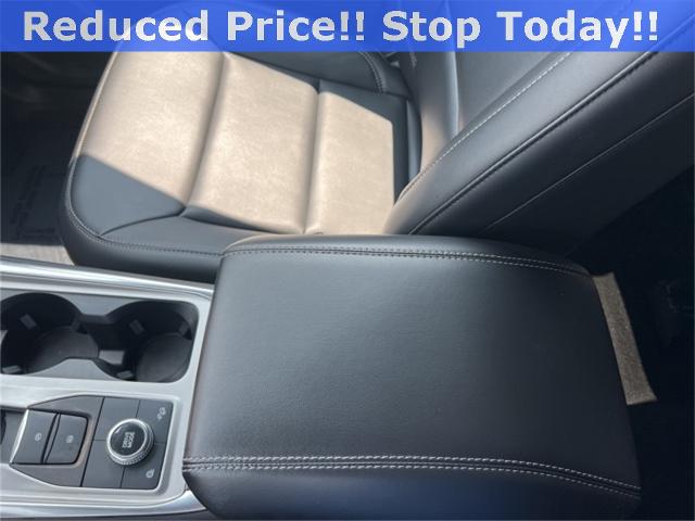 2023 Ford Explorer Vehicle Photo in GREEN BAY, WI 54304-5303