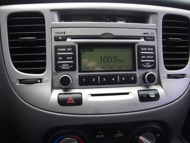 2009 Kia Rio Vehicle Photo in MADISON, IN 47250-1611